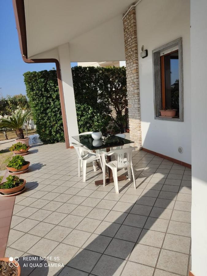 Villa Aristogatti San Pietro Vernotico Bagian luar foto